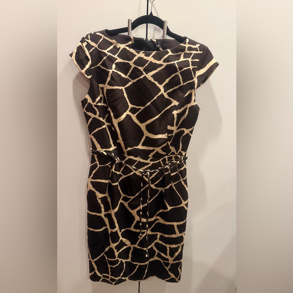Carlisle Silk Pencil Dress Size 6 Brown tan giraffe animal print knotted rope